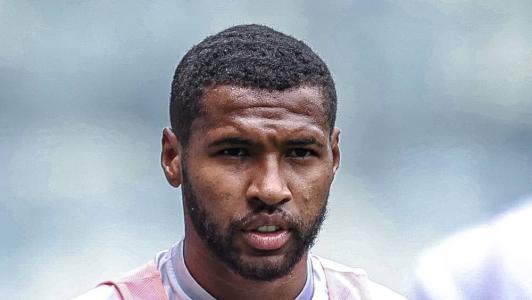 Atacante Wesley, do Cruzeiro, durante treinamento no Mineirão, em Belo Horizonte