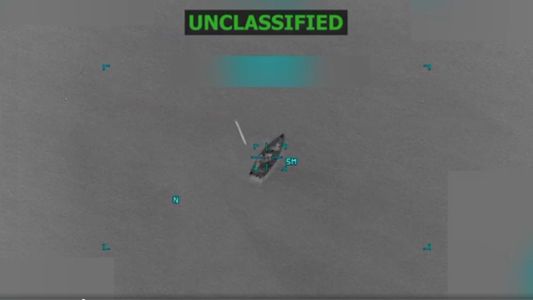 Ataque dos EUA a lancha próxima à costa da Venezuela deixa seis mortos, anuncia Trump.jpg