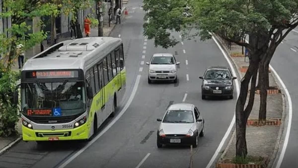 Passagem de ônibus volta para R$ 4,50: veja outras alterações no transporte de BH a partir de hoje