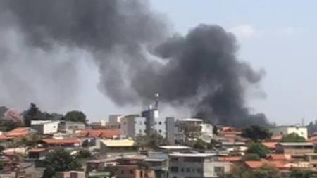 Até o momento, ninguém se feriu no incidente