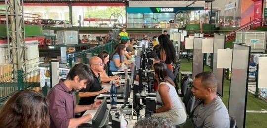 TRE faz plantão para regularizar situação de eleitores neste fim de semana; veja endereços e horários