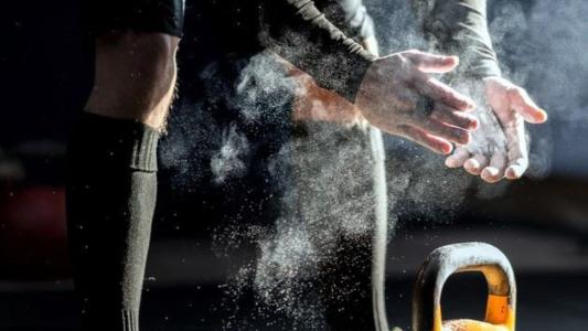 Athleisure masculino 2025: como adotar o estilo esportivo de luxo