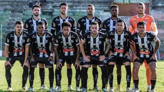 Athletic fez boa campanha na primeira fase e vai decidir vaga em casa