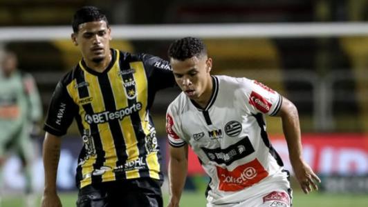 Volta Redonda x Athletic em confronto pela Série B neste domingo (31)