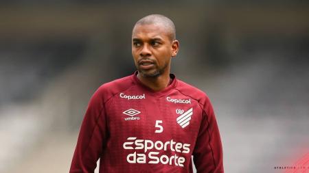 Athletico e RB Bragantino se enfrentam no Campeonato Brasileiro