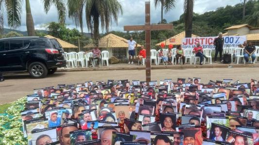 Atividades começaram logo pela manhã com acolhida, seguida por coletiva de imprensa, missa, caminhada e ato das famílias