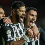 Hulk revela esforço em ‘classe econômica’ para estar em vitória do Atlético