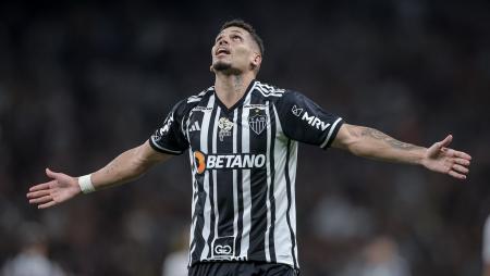 Um clube de futebol é feito de grandes jogos, craques, conquistas, derrotas amargas e torcida fiel. Tudo isto pode resumir a história de 106 anos do Galo...