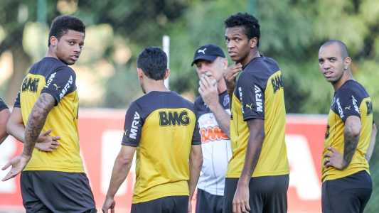 Um clube de futebol é feito de grandes jogos, craques, conquistas, derrotas amargas e torcida fiel. Tudo isto pode resumir a história de 106 anos do Galo...