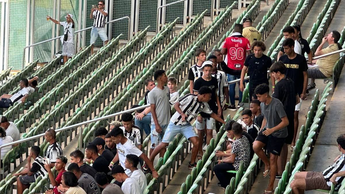 Atlético x Athletic: atletas da base vão ao Independência acompanhar semifinal do Mineiro