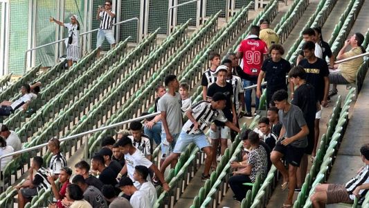 Atletas do Sub-14 do Atlético estão no Independência para ver a semifinal do Mineiro