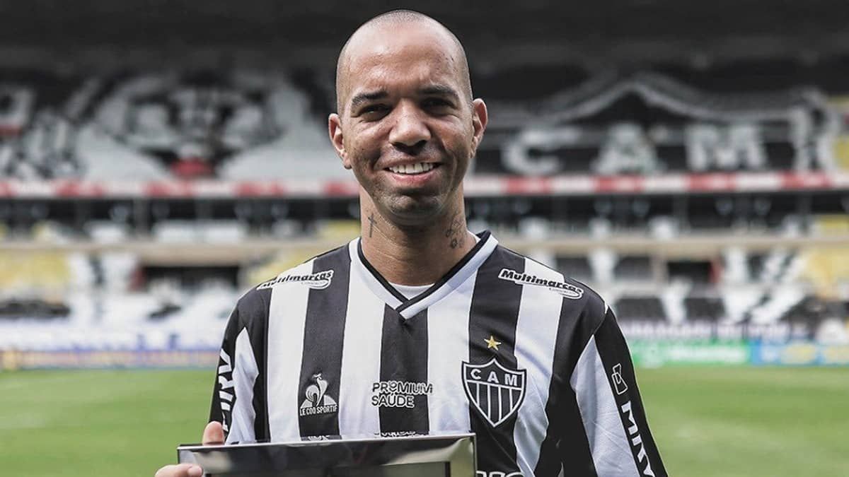 Atlético confirma Diego Tardelli no 'jogo das lendas' da Arena MRV