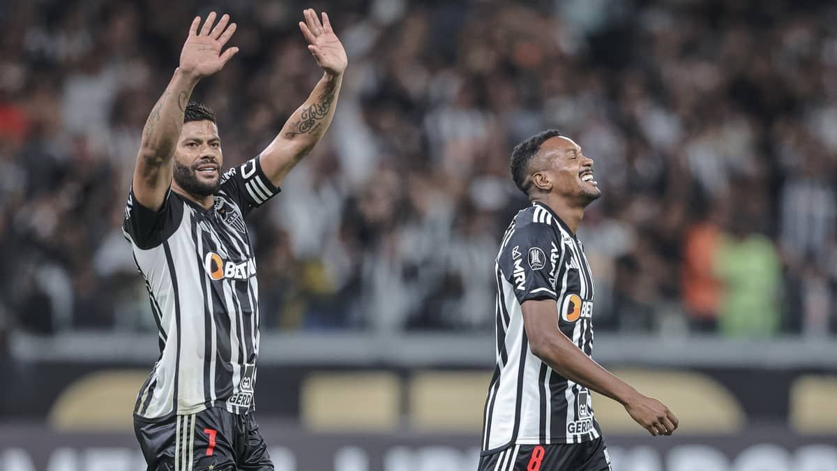 Comentaristas apontam Atlético favorito contra o Palmeiras