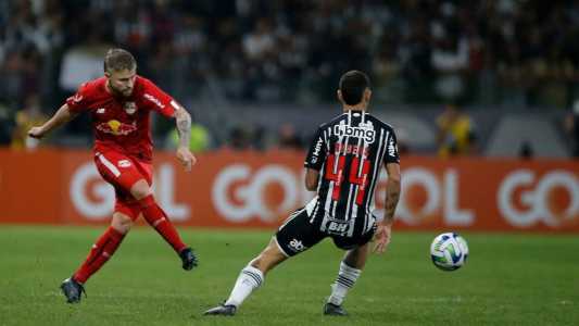 Atlético e Bragantino pelo Campeonato Brasileiro