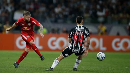 Atlético e Bragantino pelo Campeonato Brasileiro