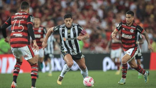 Atlético e Flamengo se enfrentam pela 17ª rodada do Campeonato Brasileiro