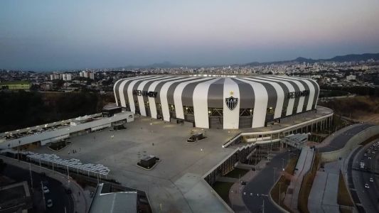 Atlético e Santos se enfrentam a partir das 16h de domingo (27), na Arena MRV