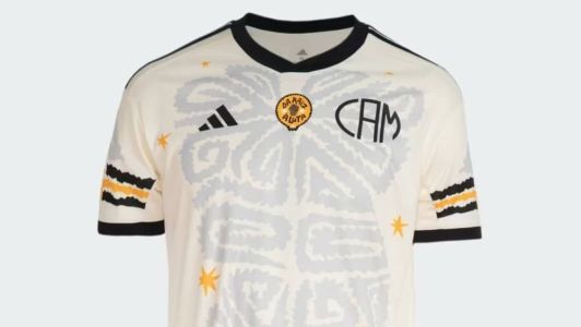 Atlético enfrenta Fortaleza com nova camisa