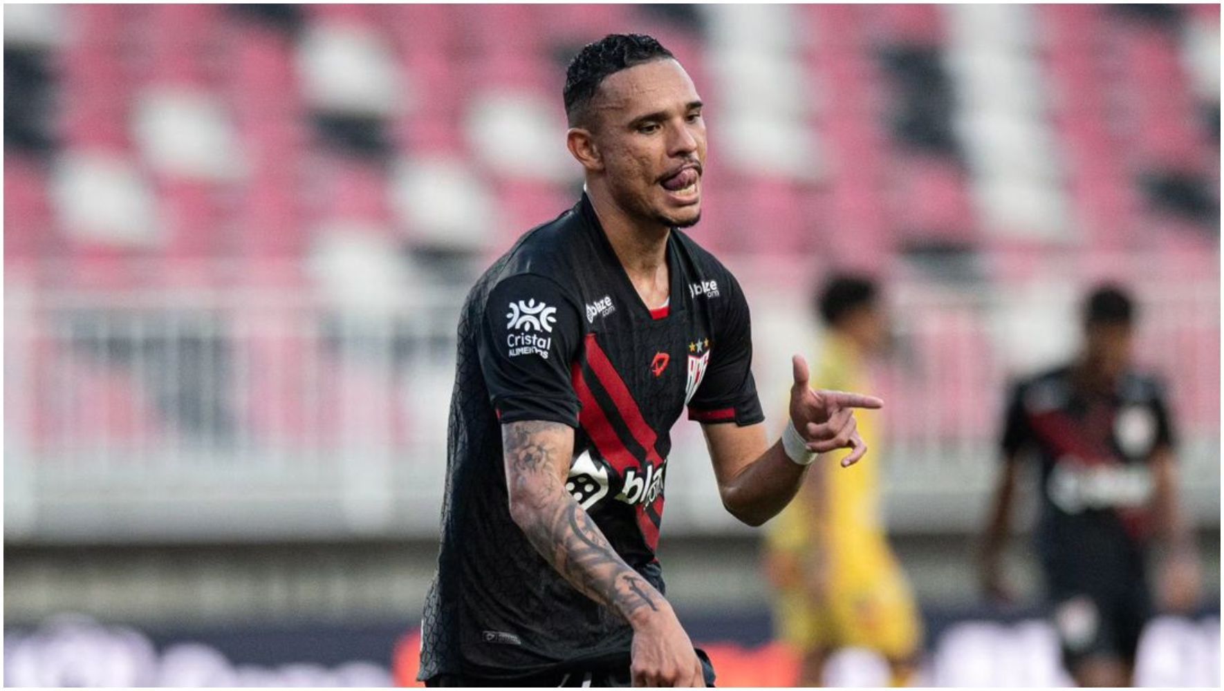 Fora de casa, Atlético-GO vence o Brusque e sai na frente na Copa do Brasil