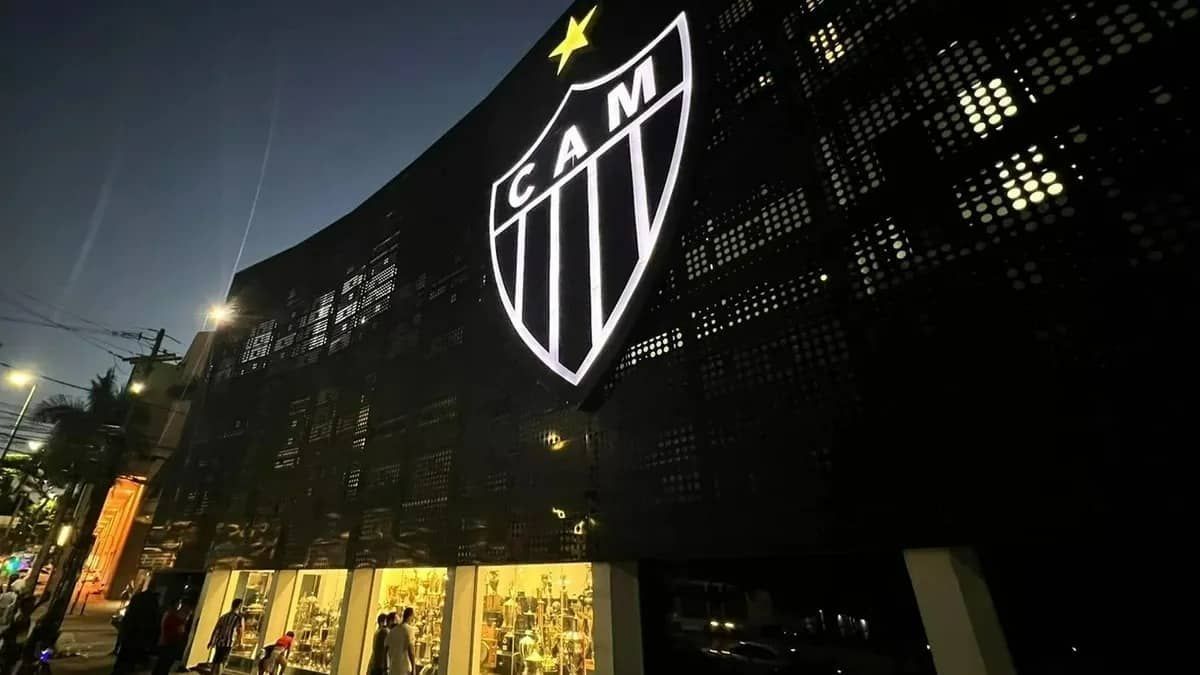 André Cury comenta dívida milionária com o Atlético e diz que quer fazer acordo