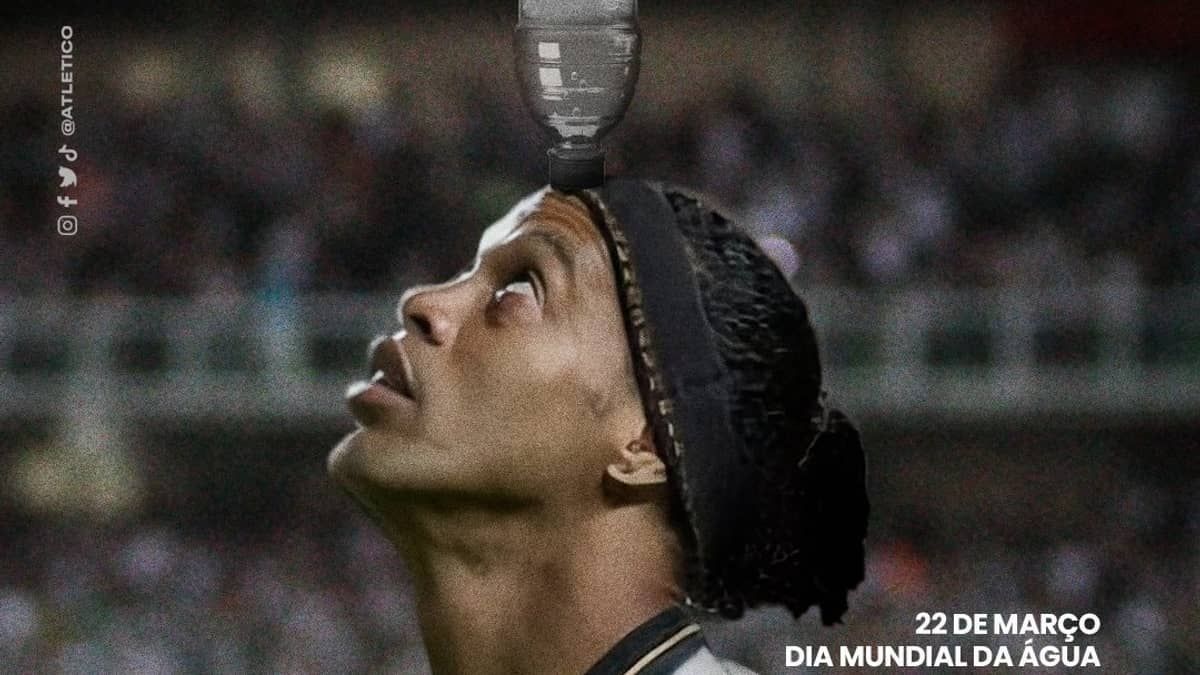 Atlético lembra de Ronaldinho no Dia Mundial da Água