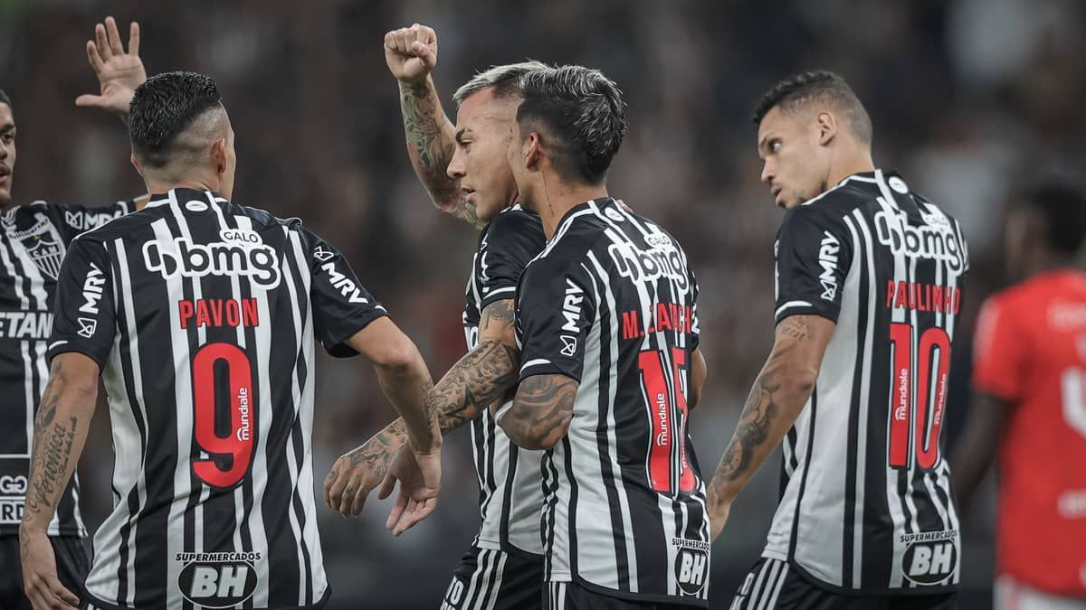 Atlético lidera estatísticas ofensivas e defensivas na Libertadores, veja números