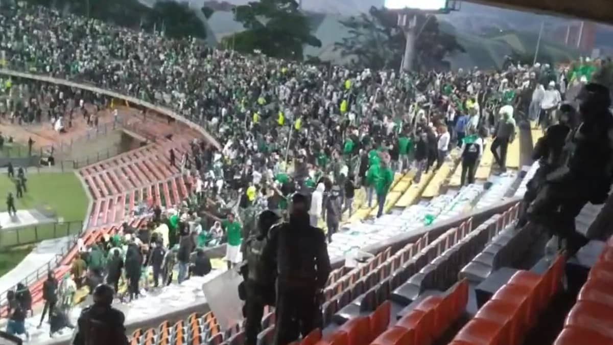 Conflito entre torcedores e polícia deixa 89 feridos em jogo envolvendo Atlético Nacional 