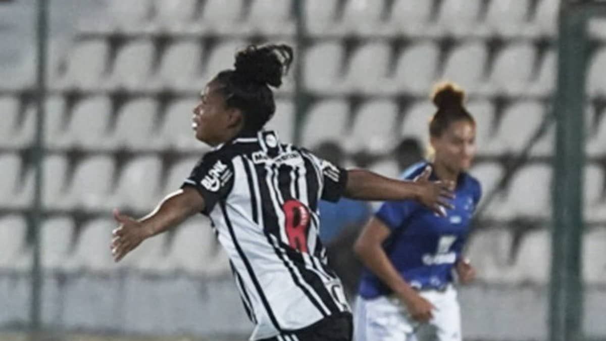 Atlético bate Cruzeiro em clássico eletrizante do Brasileirão feminino