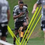 Coudet cancela treino do Atlético e marca nova data para reapresentação