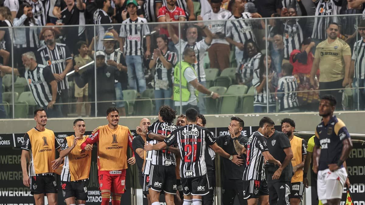 Sérgio Coelho pede paciência à torcida do Atlético: 'É preciso dar tempo'