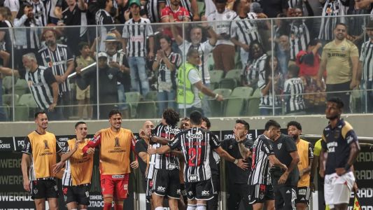 Atlético venceu o Alianza Lima por 2 a 0 nessa quarta-feira