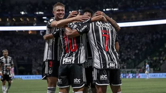 Atlético venceu o Palmeiras e colou no G4 do Brasileirão