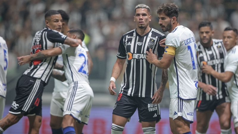 Atlético x Cruzeiro: comentarista faz cara a cara e escolhe melhores do clássico