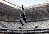 Atlético repudia ato de organizada no CT, defende jogador e pede união