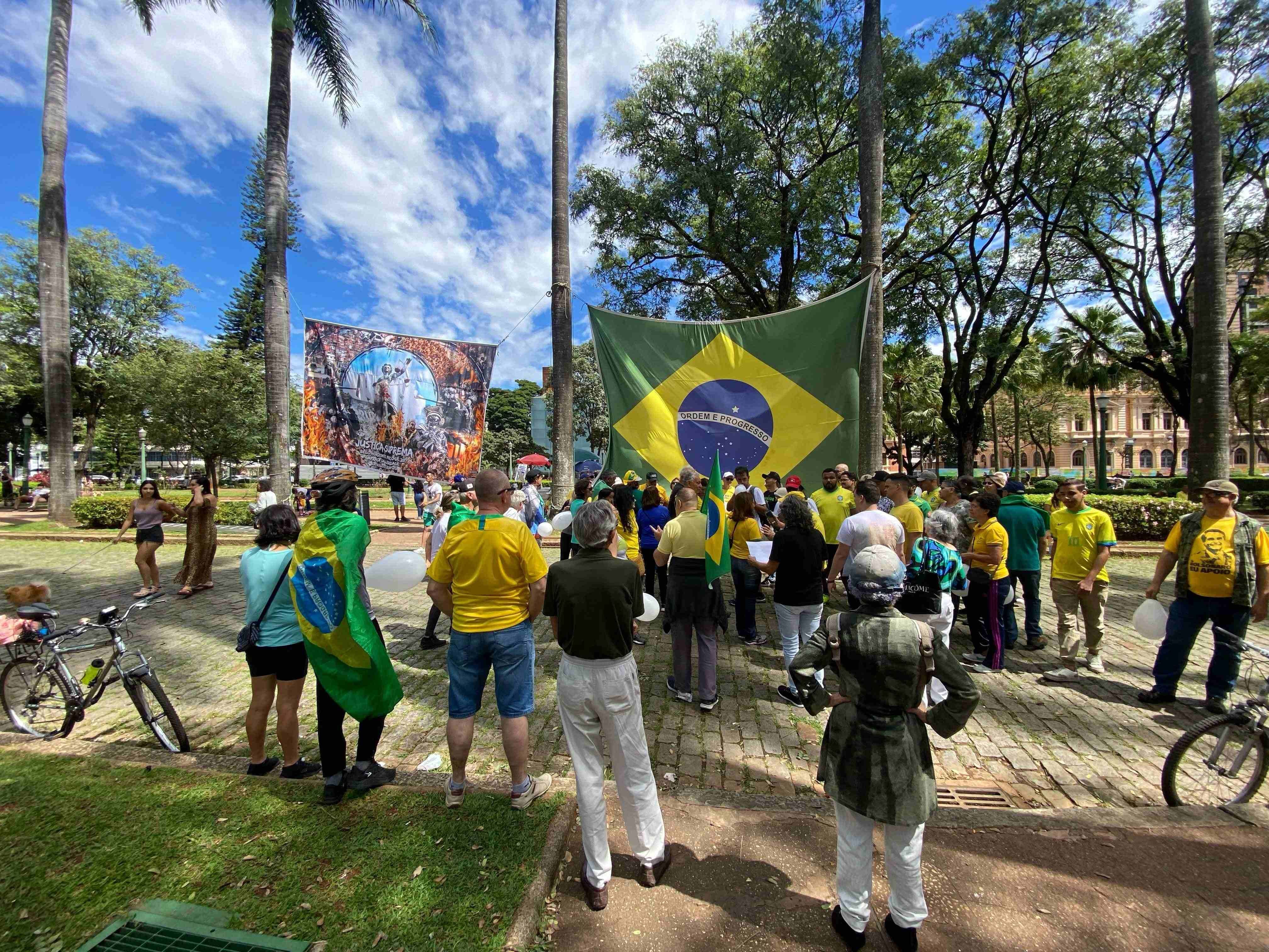 Após denúncia da PGR, aliados de Bolsonaro marcam protesto em BH