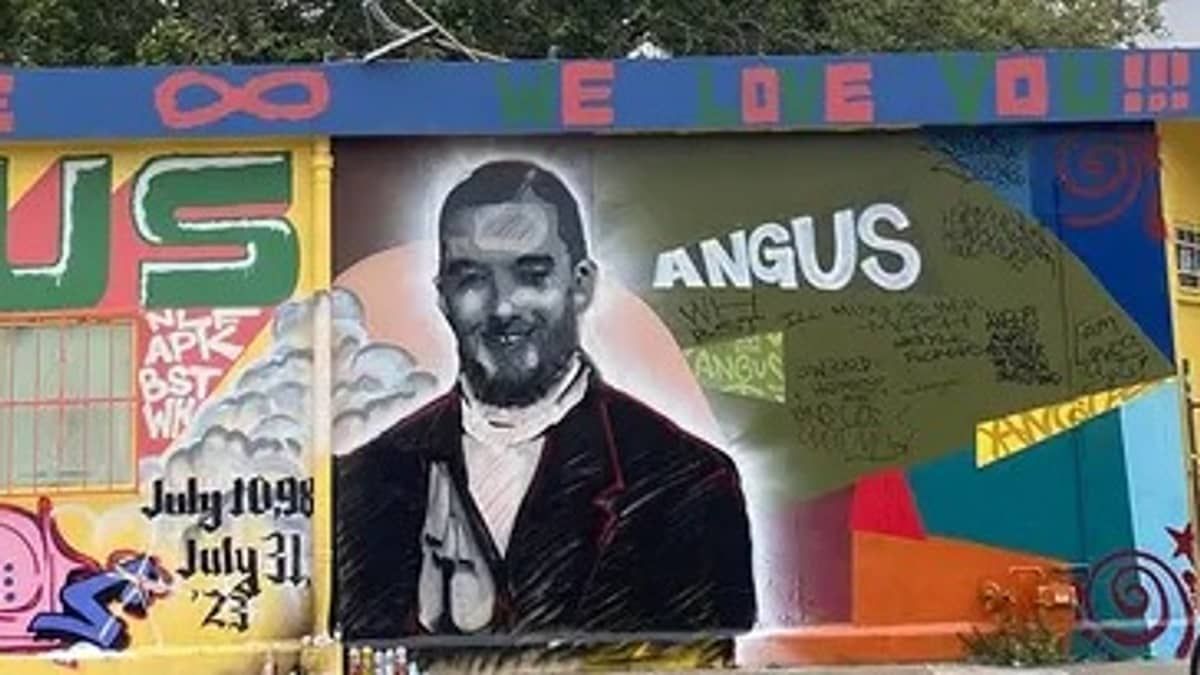 Angus Cloud, da série 'Euphoria', ganha mural após ser encontrado morto 