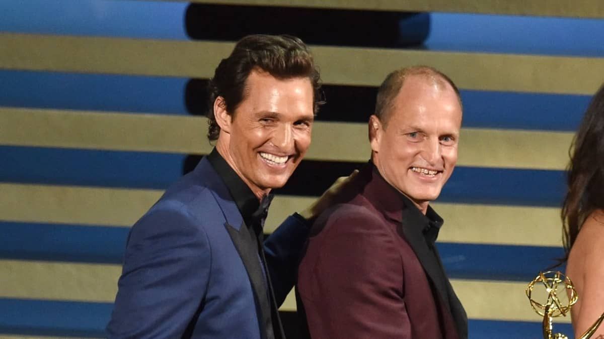 Atores Matthew McConaughey e Woody Harrelson podem ser irmãos; entenda