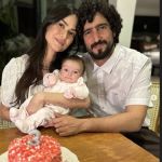 Atores comemoram ‘mêsversário’ e sucesso de cirurgia da pequena Tetê