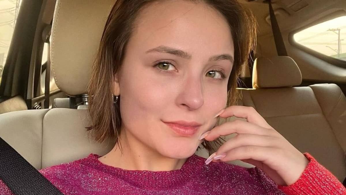 Larissa Manoela alerta fãs sobre vazamento de suposto conteúdo íntimo