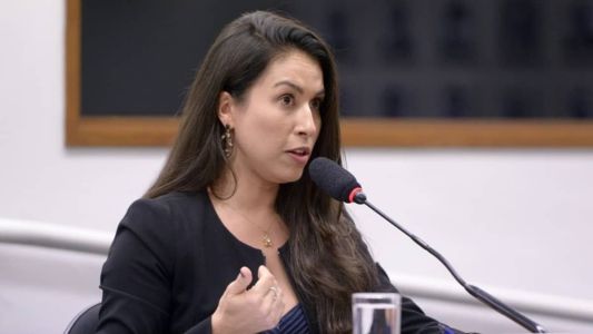 Atuante nas redes sociais, Ludmila Grilo ficou conhecida por dar opiniões políticas e críticas sobre decisões