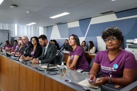 Assistentes sociais se reuniram na Assembleia Legislativa para debater casos de assédio moral