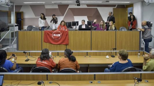 Audiência pública foi realizada pela Comissão de Administração Pública