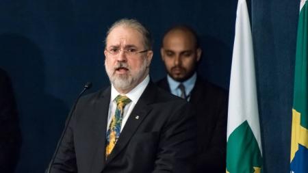 Augusto Aras foi escolhido por Bolsonaro fora da lista tríplice do Ministério Público