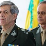 Augusto Heleno diz à CNN que não vai comentar sobre delação sigilosa de Cid