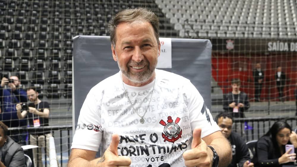 Presidente do Corinthians se pronuncia após recusa de Caetano e coloca clube no mercado por executivo
