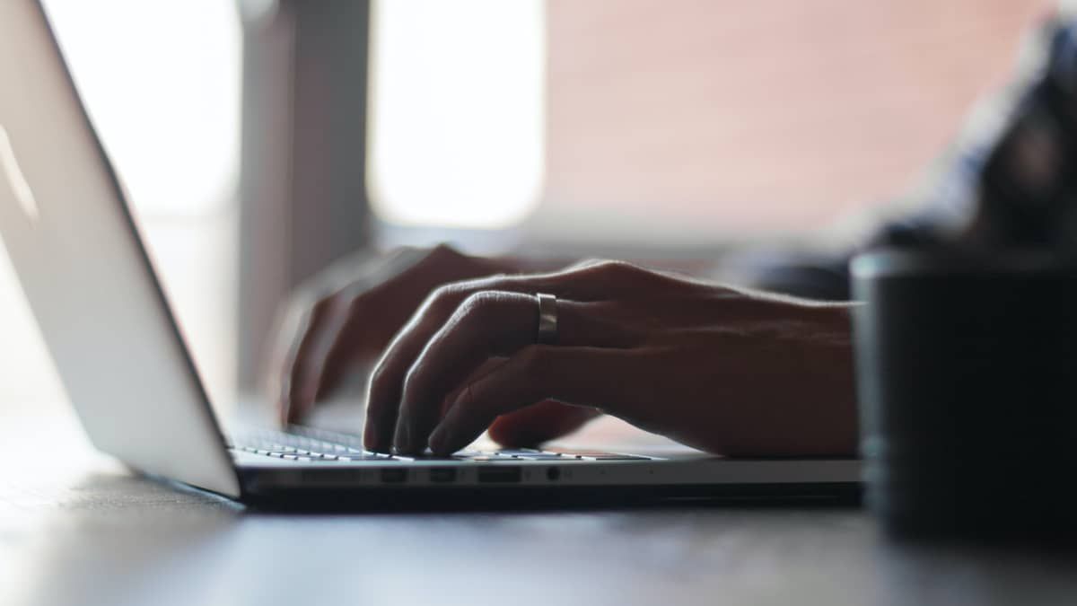 Veja cursos online e gratuitos de desenvolvimento profissional