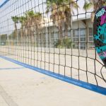 Crianças terão aulas gratuitas de beach tennis no Barreiro; confira