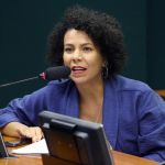 PSOL oficializa pré-candidatura de Áurea Carolina ao Senado em 2026