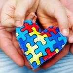 Psiquiatra explica diagnóstico tardio e sinais do autismo em adultos