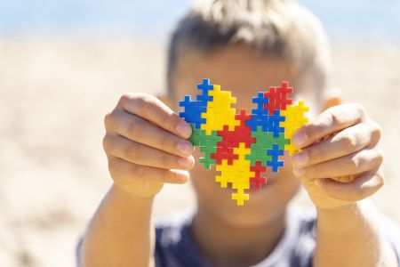 Autismo: estudo sobre antidepressivos na gravidez traz novo olhar; entenda